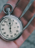 لماذا يمر الخطر ببطئ؟